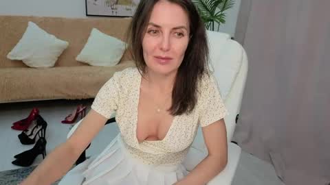Snapshot of _beylly chatting on March 2026 02:10:01 PM Beylly online show from March 2026 02:10:01 PM