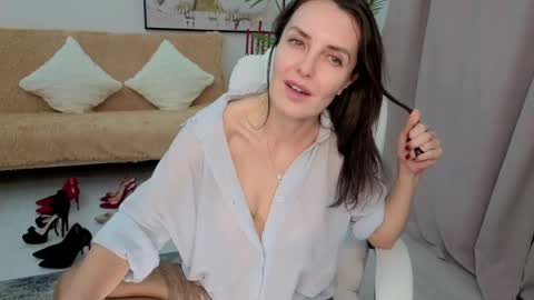 Snapshot of _beylly chatting on April 2026 07:07:02 PM Beylly online show from April 2026 07:07:02 PM