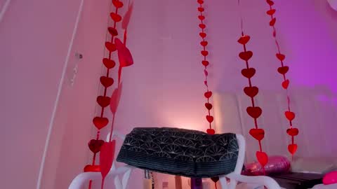 Hi guys i am Bianca  online show from February 2025 02:44:01 PM