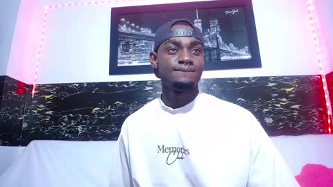 Andrew online show from September 2025 03:06:02 AM