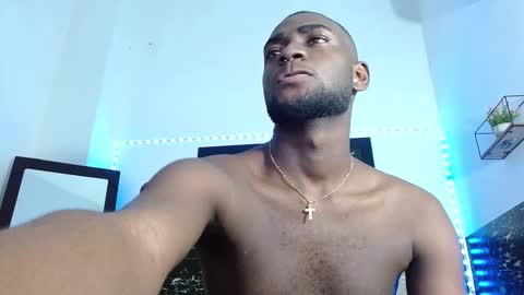 Andrew online show from October 2025 03:26:02 AM