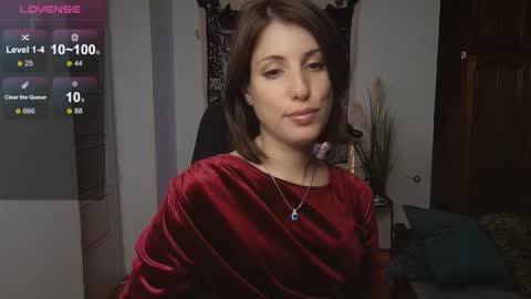 Laura online show from December 2024 09:39:01 PM