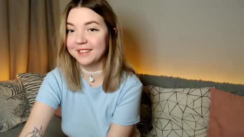 Elizabeth online show from November 2025 07:57:01 PM