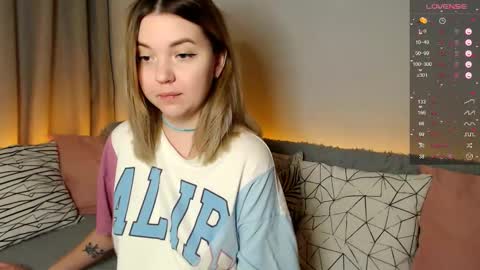 Elizabeth online show from November 2025 10:53:02 PM