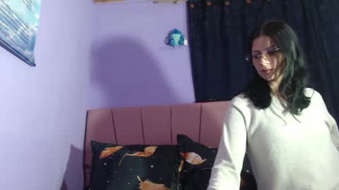 _boombom__ online show from February 2026 11:36:02 PM