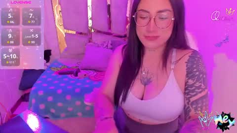 Angie  Independent model online show from June 2026 05:56:02 PM