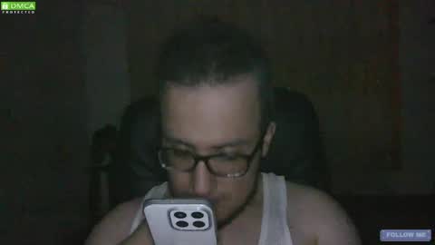 Snapshot of _buckle_ chatting on May 2026 05:14:01 AM _buckle_ online show from May 2026 05:14:01 AM