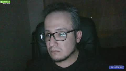 Snapshot of _buckle_ chatting on May 2026 04:31:01 AM _buckle_ online show from May 2026 04:31:01 AM