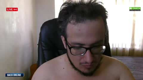 Snapshot of _buckle_ chatting on May 2026 04:12:01 PM _buckle_ online show from May 2026 04:12:01 PM