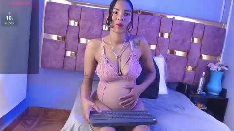 Snapshot of _caroline34 chatting on January 2026 10:51:01 AM Caroline online show from January 2026 10:51:01 AM