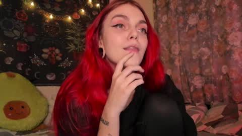 Caroline online show from December 2024 02:27:01 PM