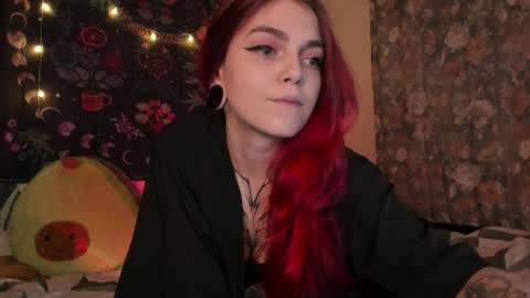 Caroline online show from December 2024 12:11:01 PM