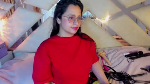 Caroline Sweet online show from December 2024 08:44:02 AM