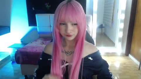 _charlotte_collins_ online show from May 2026 02:32:02 PM