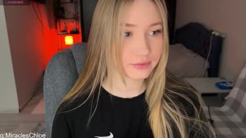 _chloe_miller_ online show from February 2026 05:33:02 AM