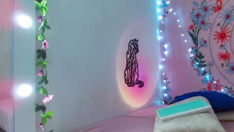 Katy online show from February 2025 01:11:01 AM