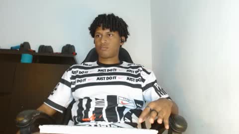 Snapshot of _cockpromise_ chatting on October 2025 07:01:02 PM _cockpromise_ online show from October 2025 07:01:02 PM