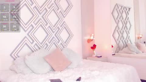 Snapshot of _curly_girl_ chatting on March 2025 08:18:02 PM online show from March 2025 08:18:02 PM