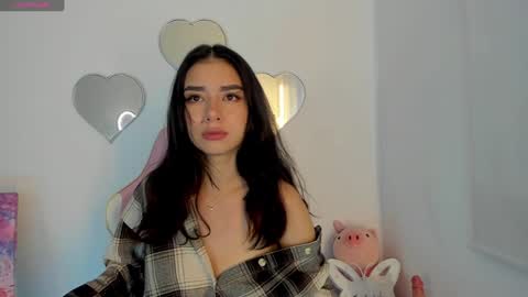 _cute_isabella_ online show from January 2025 02:09:02 AM