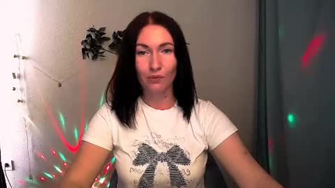 Snapshot of _cutie_and_shy_ chatting on May 2026 07:25:01 AM _cutie_and_shy_ online show from May 2026 07:25:01 AM