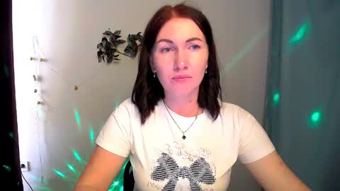 Snapshot of _cutie_and_shy_ chatting on May 2026 06:21:02 AM _cutie_and_shy_ online show from May 2026 06:21:02 AM