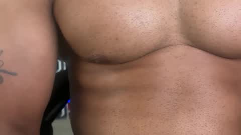 Snapshot of _da_d1ck_ chatting on December 2025 07:18:01 PM Da d1ck online show from December 2025 07:18:01 PM