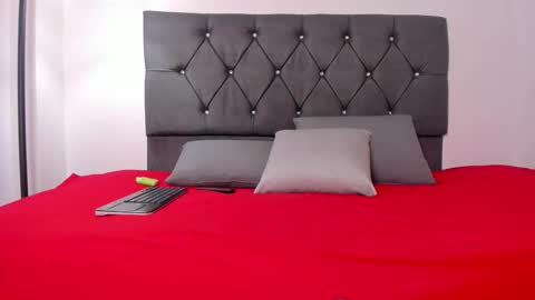 Snapshot of _daarcy chatting on January 2026 12:51:02 PM Darcy online show from January 2026 12:51:02 PM