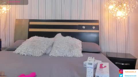 Snapshot of _dahiana_1 chatting on January 2025 08:10:01 PM Dahiana Lincoln online show from January 2025 08:10:01 PM