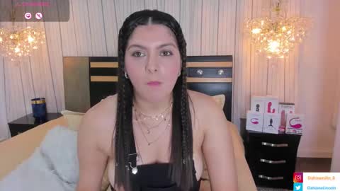 Snapshot of _dahiana_1 chatting on January 2025 10:56:01 PM Dahiana Lincoln online show from January 2025 10:56:01 PM