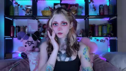 Kate online show from May 2026 08:38:02 PM