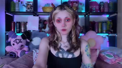 Kate online show from May 2026 06:27:01 PM