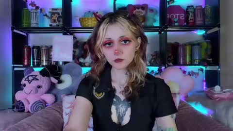 Kate online show from May 2026 07:12:02 PM