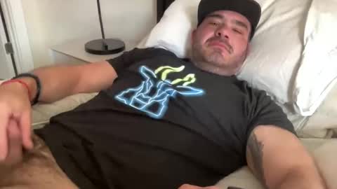 _direwolf_ online show from April 2026 06:20:01 PM