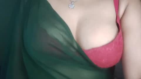 _dreamgirl_0 online show from June 2026 09:45:01 AM