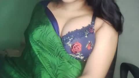 _dreamgirl_0 online show from June 2026 02:03:01 AM