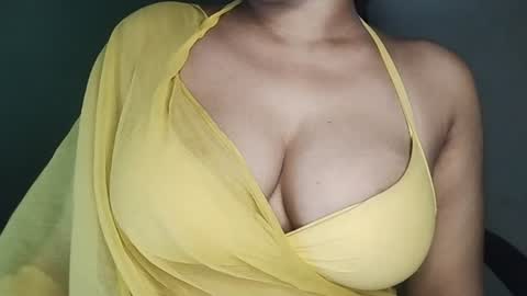 _dreamgirl_0 online show from June 2026 10:09:01 AM