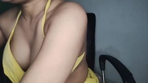 _dreamgirl_0 online show from August 2026 04:00:01 AM