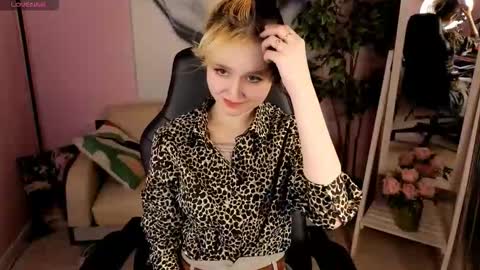 Mao online show from March 2026 01:17:01 PM