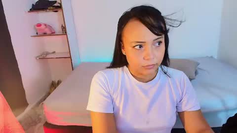 Snapshot of _eilish chatting on June 2026 06:21:02 PM _eilish online show from June 2026 06:21:02 PM