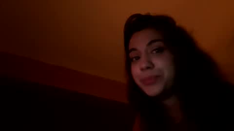 Snapshot of _elena_barra chatting on March 2025 11:26:01 PM elena barra online show from March 2025 11:26:01 PM