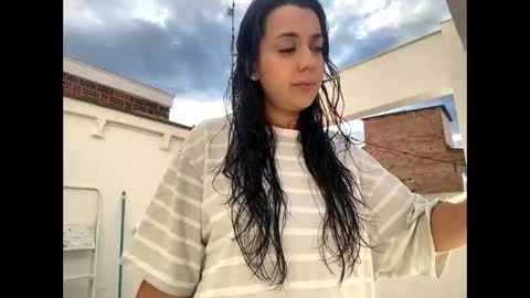 Snapshot of _elena_barra chatting on March 2025 04:57:01 PM elena barra online show from March 2025 04:57:01 PM