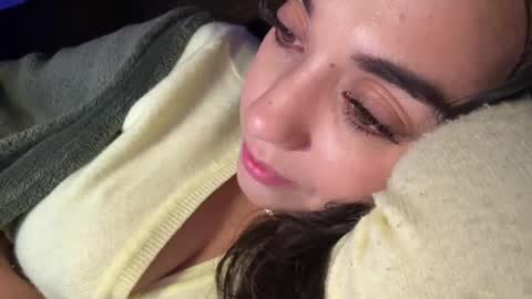 Snapshot of _elena_barra chatting on November 2025 01:40:01 AM elena barra online show from November 2025 01:40:01 AM