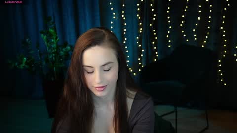 Snapshot of _elicharm chatting on January 2025 12:18:01 PM Elice online show from January 2025 12:18:01 PM