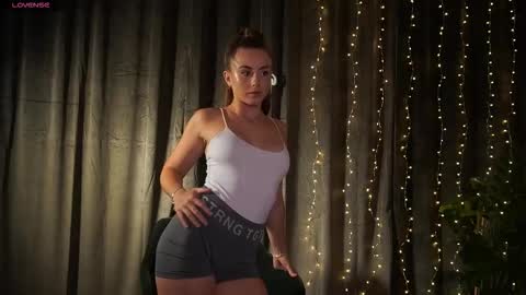 Snapshot of _elicharm chatting on October 2025 08:42:01 PM Elice online show from October 2025 08:42:01 PM