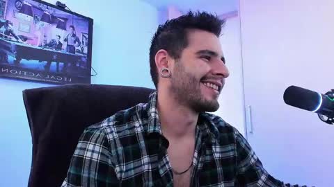  -         online show from February 2025 06:22:01 PM