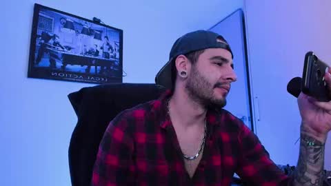  -         online show from February 2025 11:31:01 PM