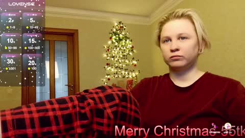 chloue and Gretta online show from December 2024 09:53:02 PM