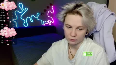 chloue and Gretta online show from November 2025 07:02:02 PM