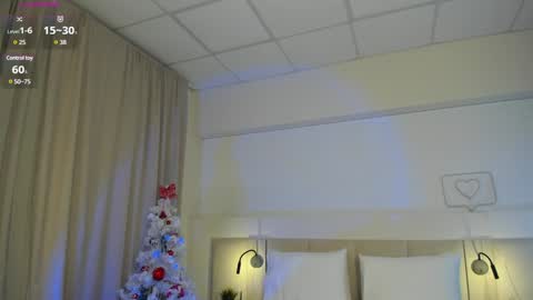 Snapshot of _emiliaa_ chatting on January 2025 08:33:01 AM Milana online show from January 2025 08:33:01 AM