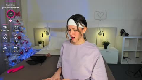 Snapshot of _emiliaa_ chatting on January 2025 11:56:02 AM Milana online show from January 2025 11:56:02 AM